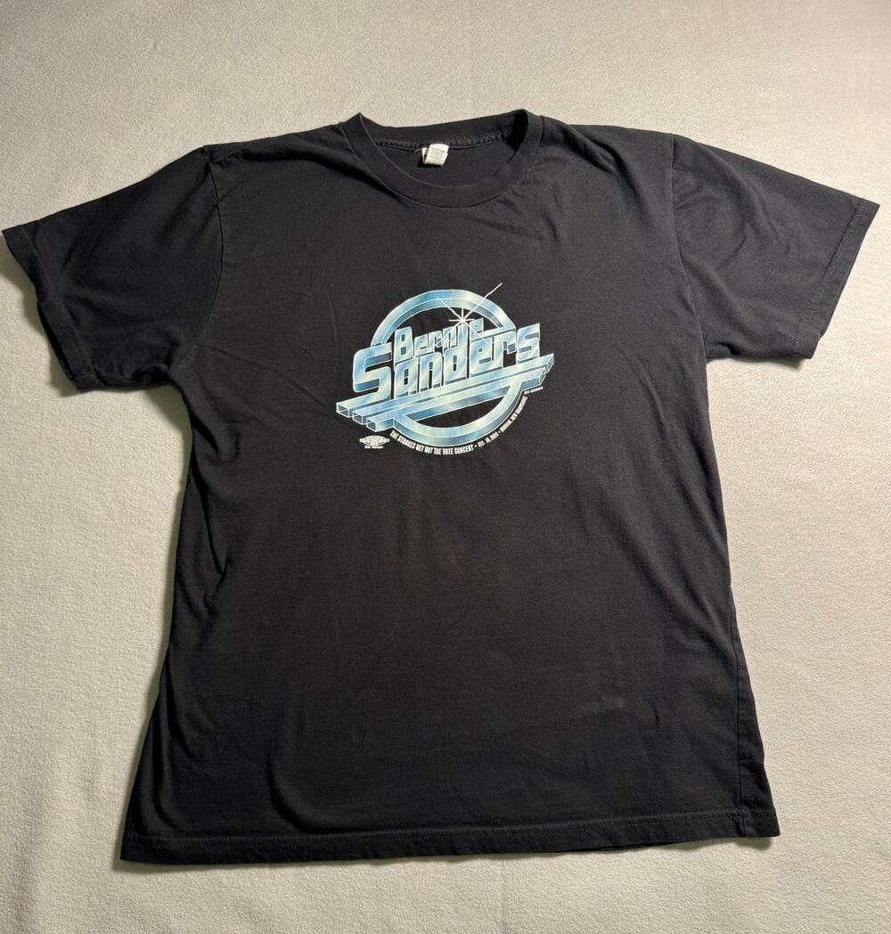 The Strokes Bernie Sanders 2020 Get Out the Vote Concert Event T-shirt Size L